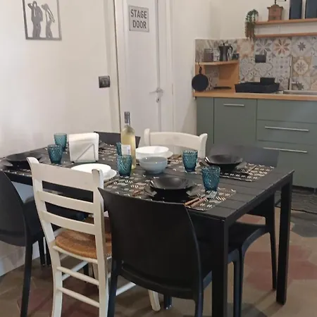 Cinema By House Collection Apartman