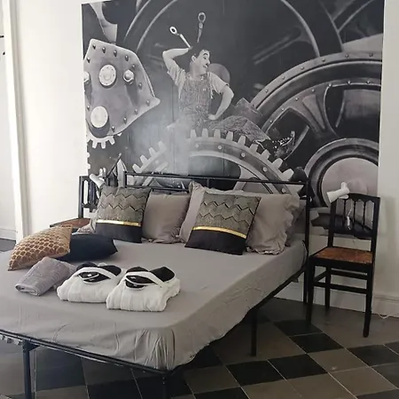 Apartment Cinema By House Collection *